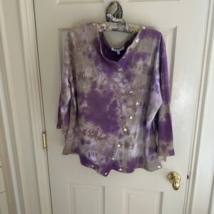 PARIS 100% PURPLE PRINT COTTON TOP WITH SILVER SNAPS-1X/EUC